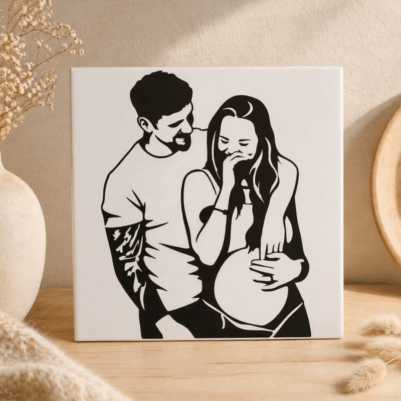 Silhouet tegeltje met gepersonaliseerd ontwerp van een lachend stel. Perfect als uniek cadeau of dec.